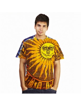 Красавчик в футболке Sun Moon